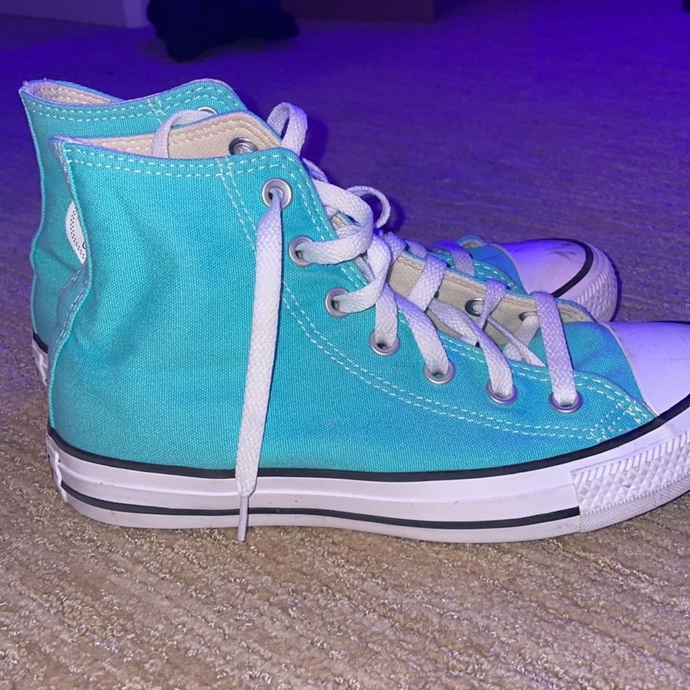 teal converse - Picture 4 of 5